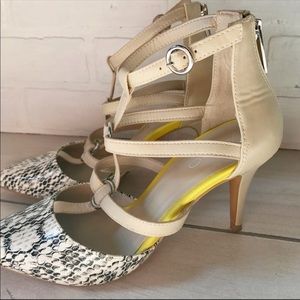 Aldo size 8. Fit like 7.5. New shoes worn once.